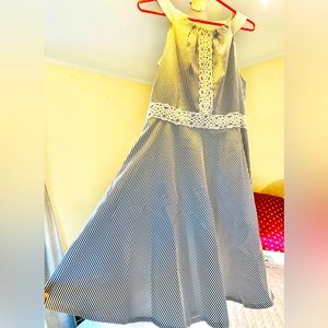 Seersucker medium grey dress